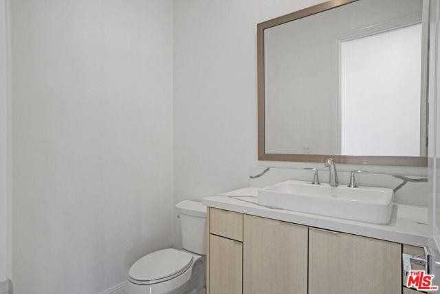 20188 W Marlow Ln - Photo 2 of 8