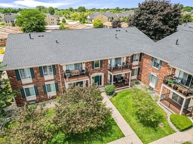 34763 Maple Lane Dr #57 - Photo 2 of 19