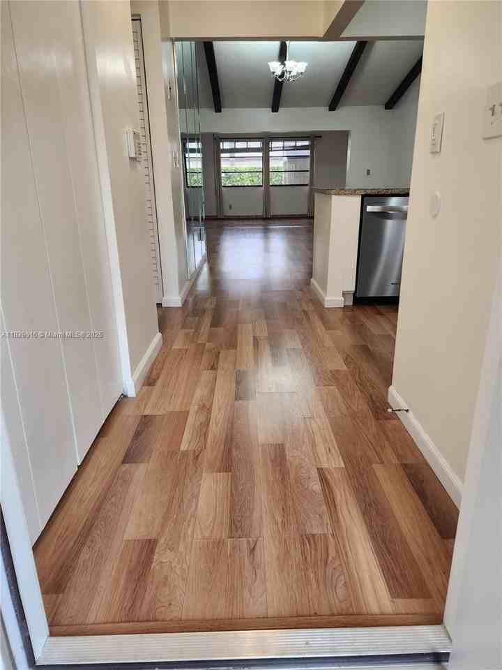 8666 Sw 114th Pl - Photo 2 of 8