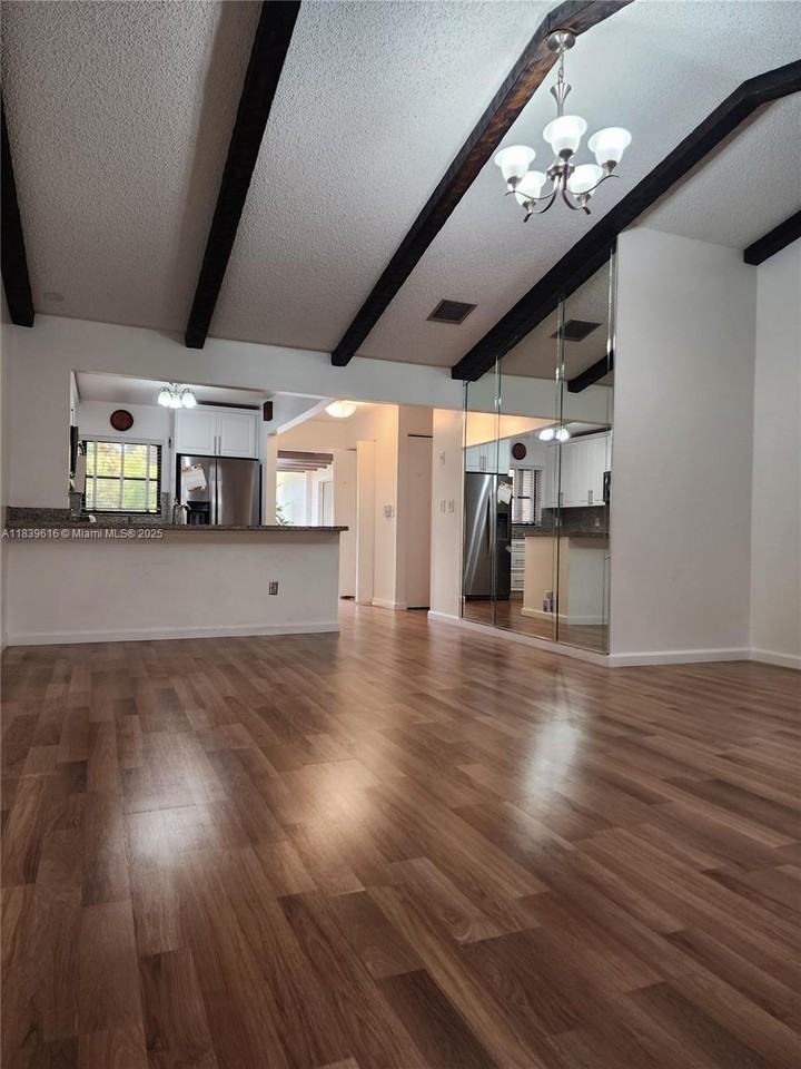 8666 Sw 114th Pl - Photo 4 of 8