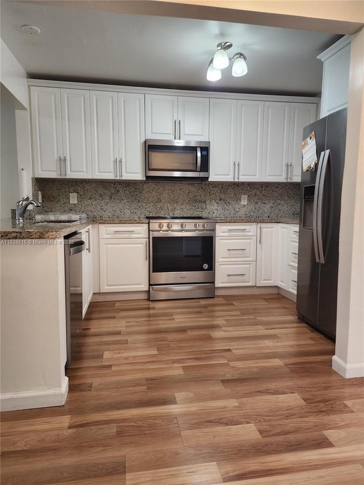 8666 Sw 114th Pl - Photo 6 of 8