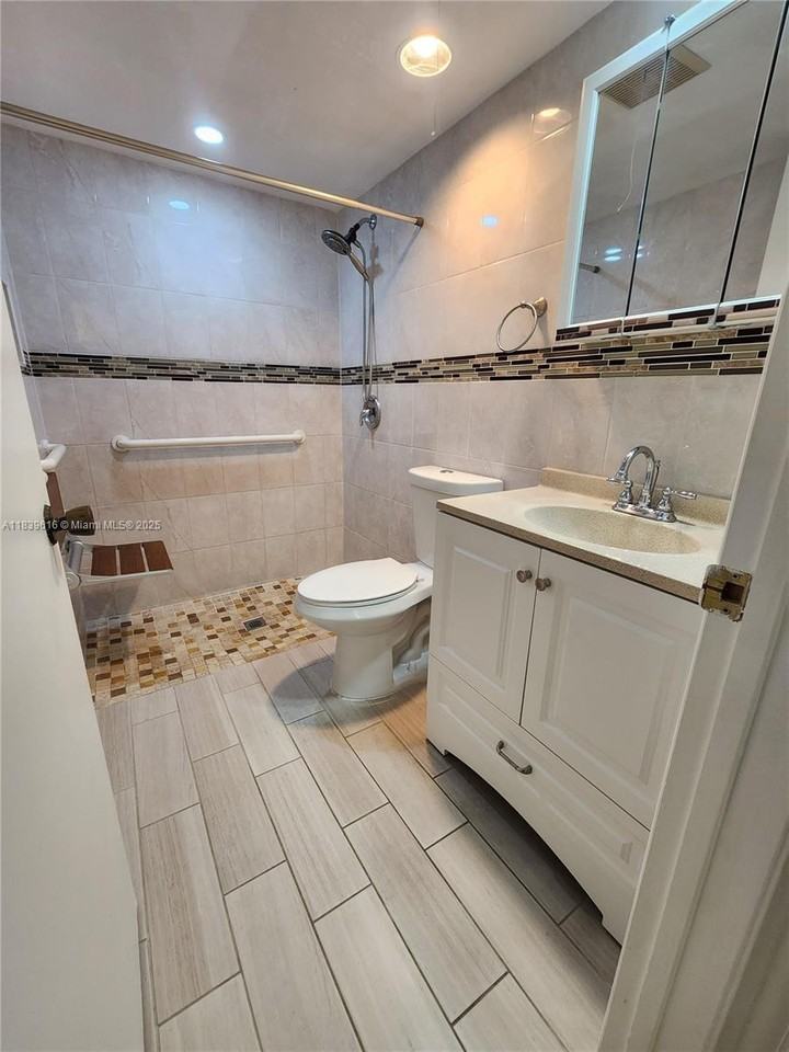 8666 Sw 114th Pl - Photo 7 of 8