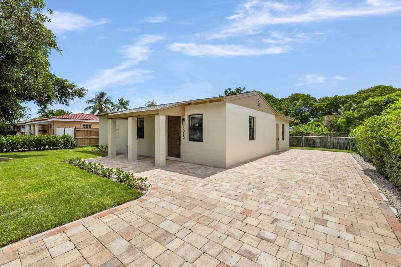 3015 Robert Rd - Photo 3 of 26