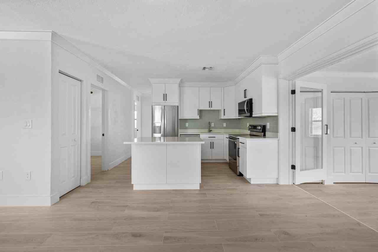 3015 Robert Rd - Photo 7 of 26