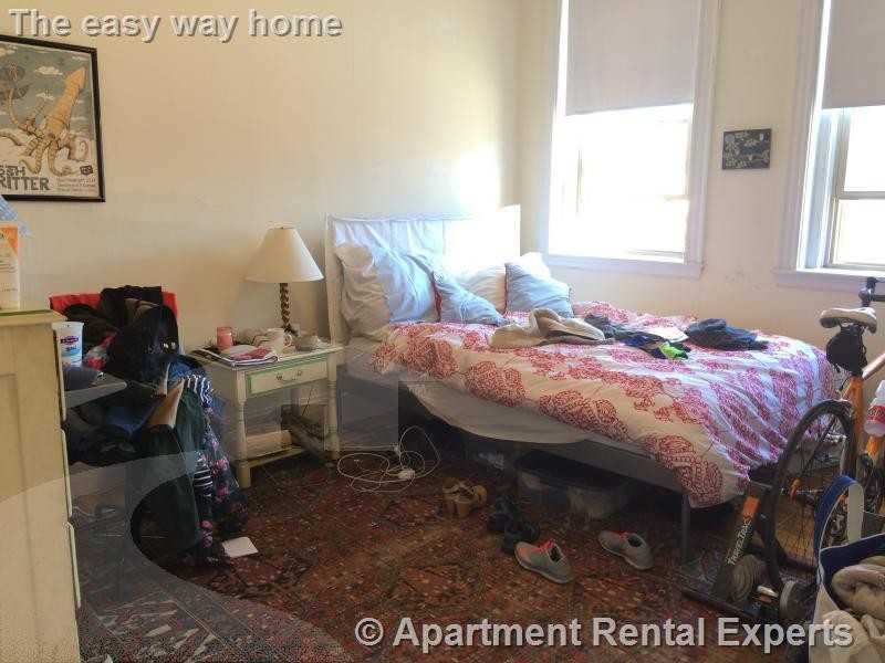 1610 Massachusetts Ave #10 - Photo 5 of 11