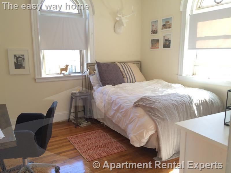 1610 Massachusetts Ave #10 - Photo 7 of 11