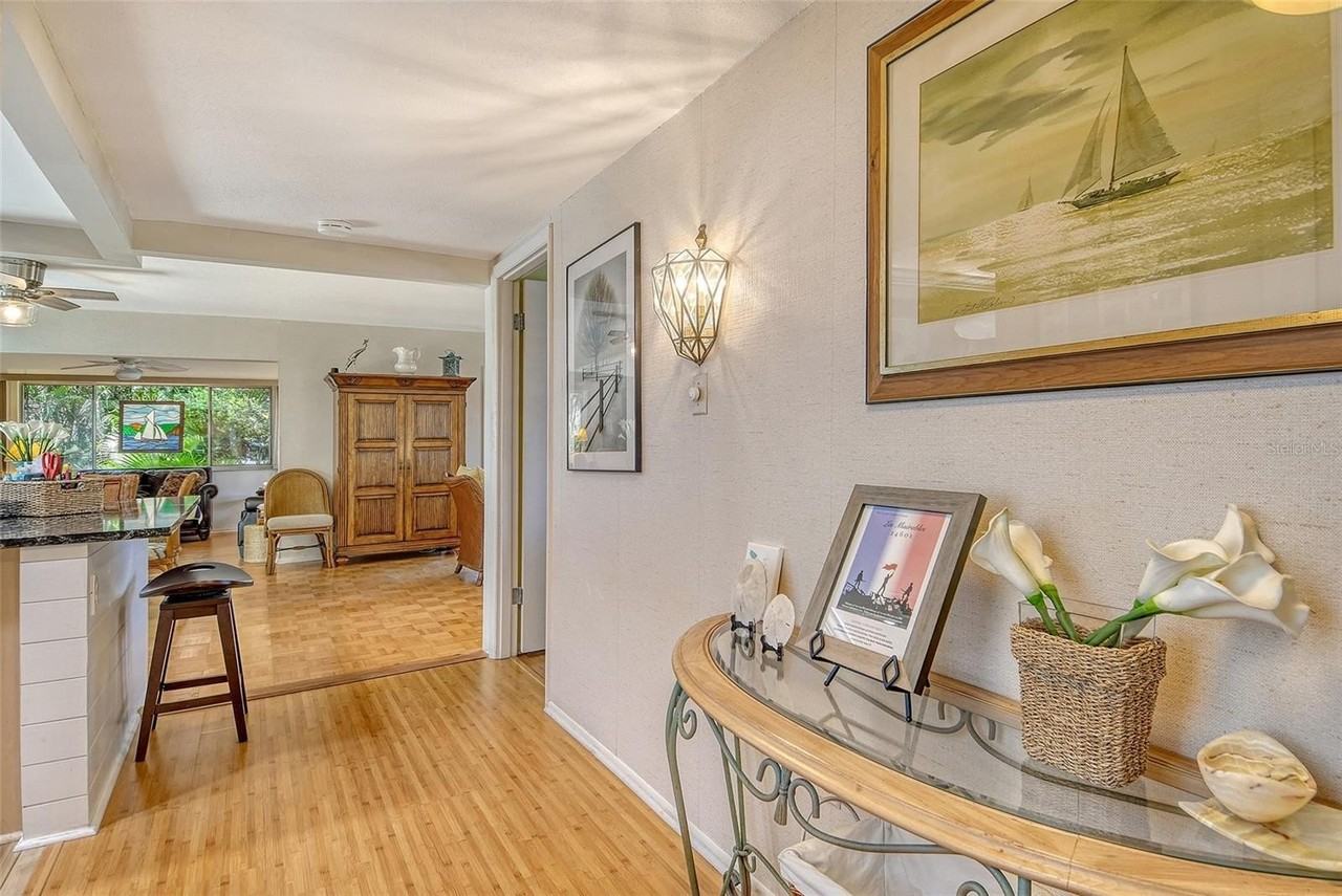 2308 Waterbluff Pl #V304 - Photo 4 of 50