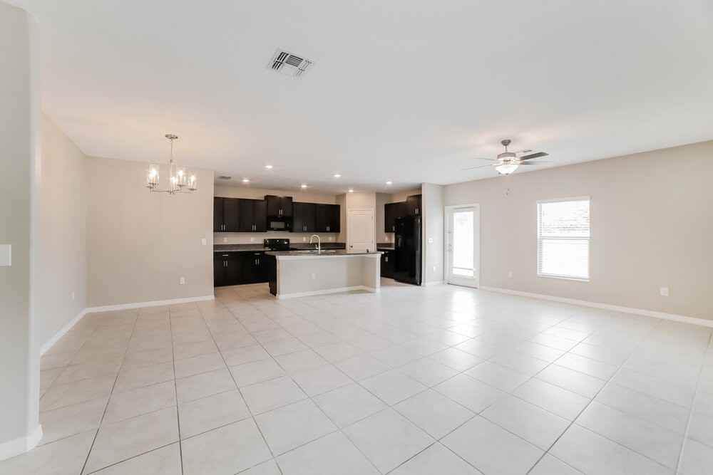 914 Nutmeg Spice Pl - Photo 4 of 17