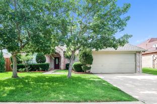2513 Dandelion Ln - Photo 1 of 1