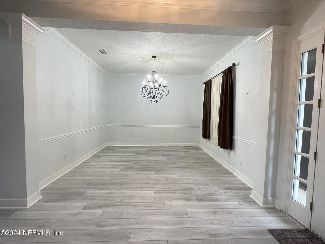 372 Alvar Cir - Photo 3 of 22