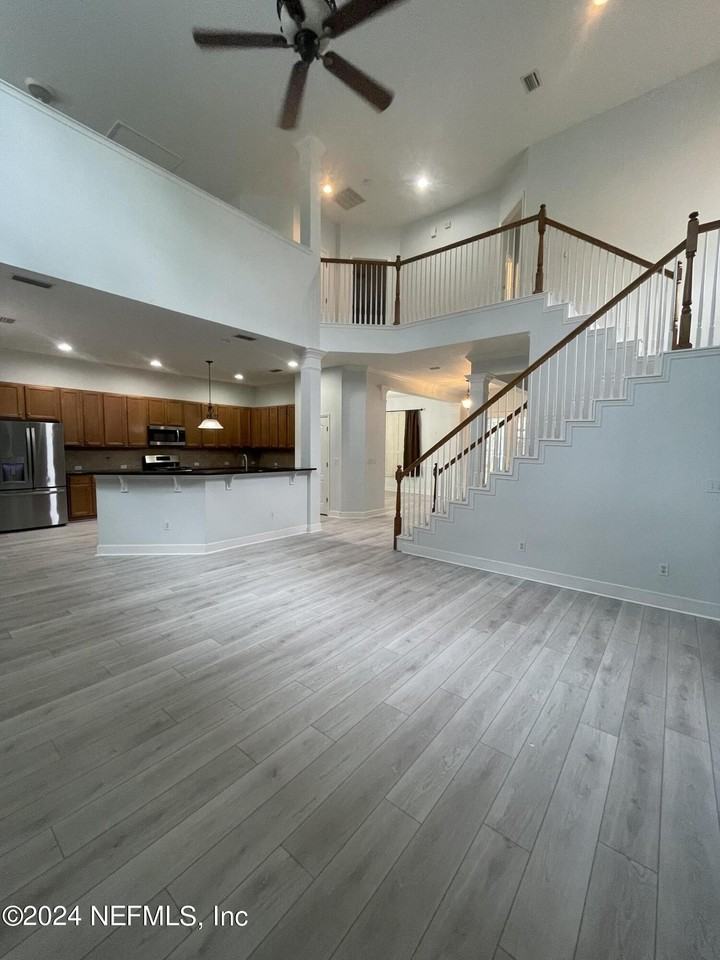 372 Alvar Cir - Photo 5 of 22