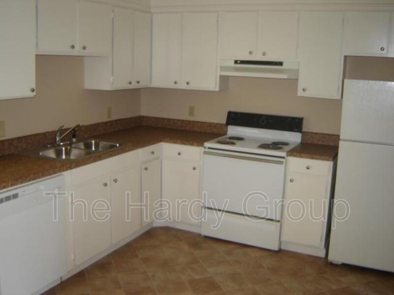 310 Spring St #8 - Photo 3 of 9