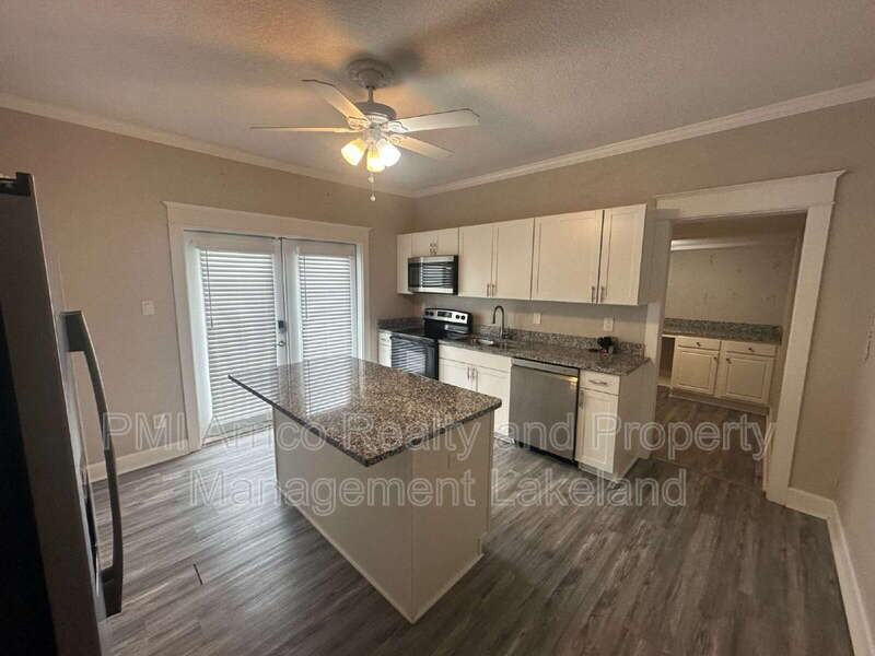 315 W Hancock St - Photo 7 of 17