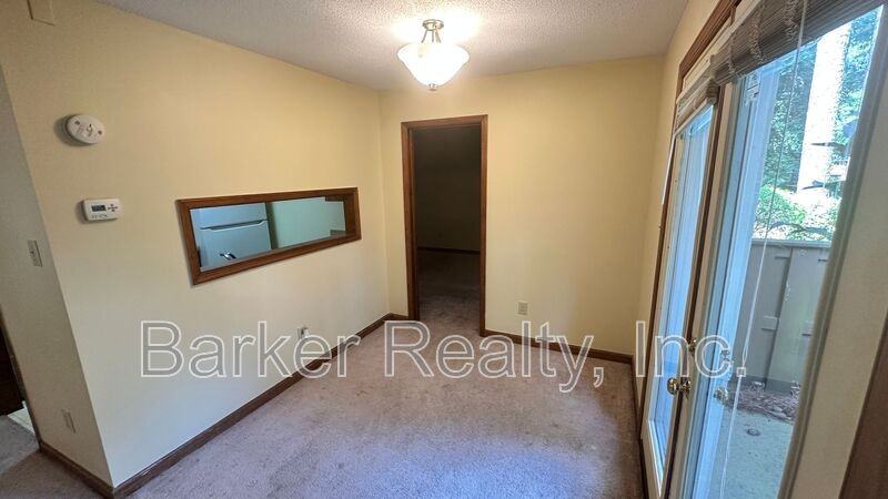 3239 Mill Run - Photo 3 of 11