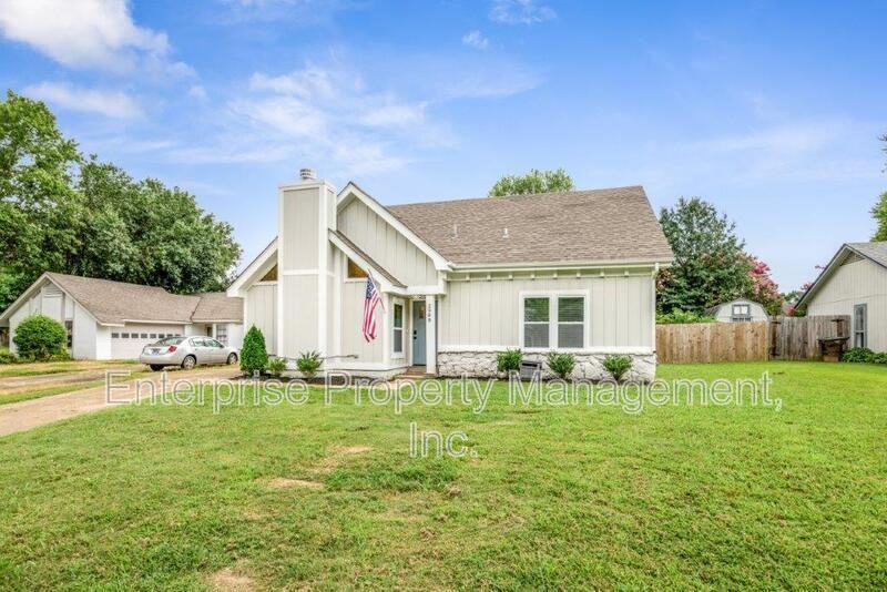 2988 Christoval St - Photo 4 of 26