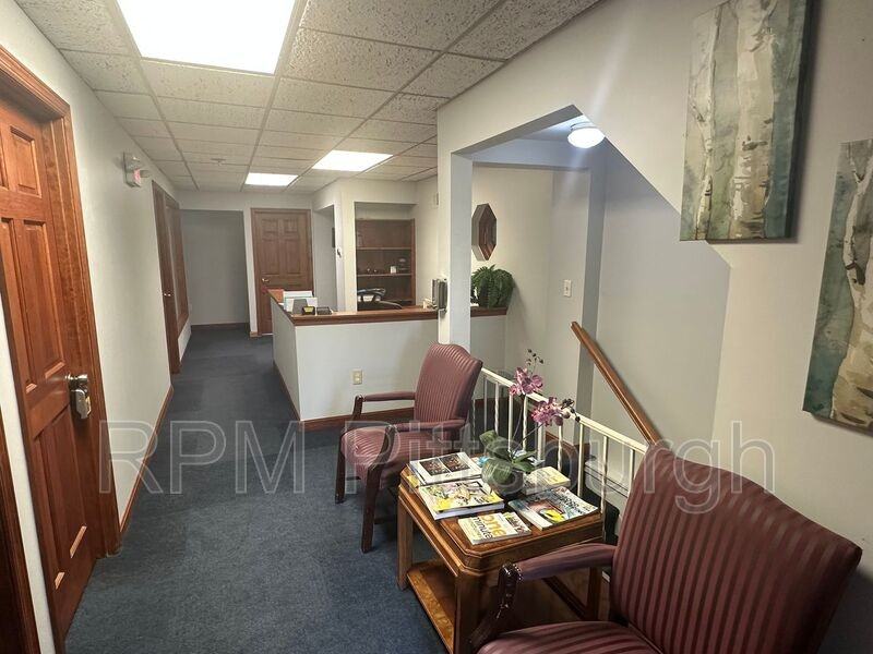606 California Ave - Photo 2 of 6