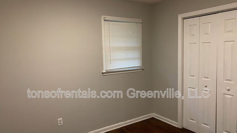 366 Ammons Rd - Photo 4 of 13