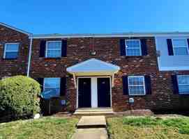 featured image of 622 E 18th St