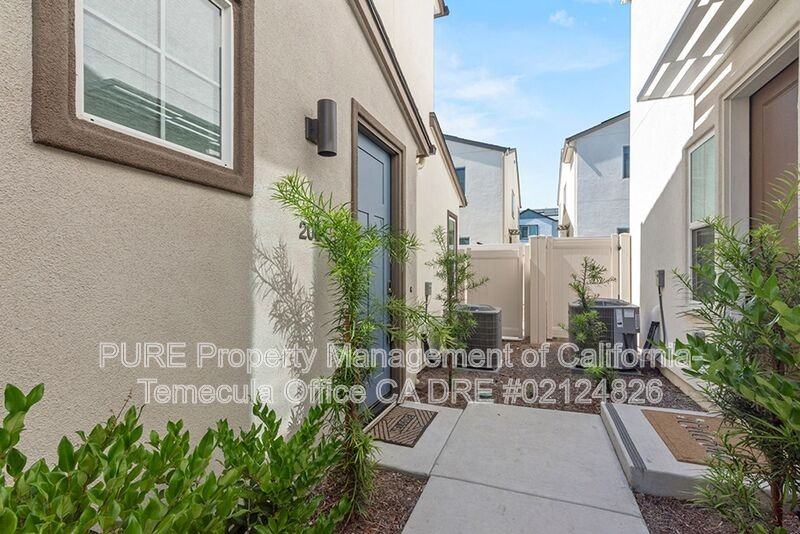 208 Canopy Trails Pl - Photo 3 of 34