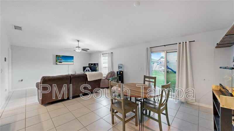15407 Miller Creek Dr - Photo 7 of 21