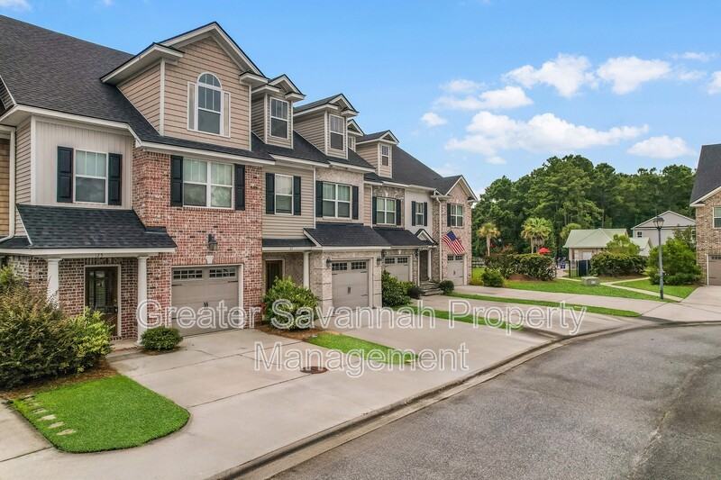 125 Ventura Pl - Photo 4 of 41