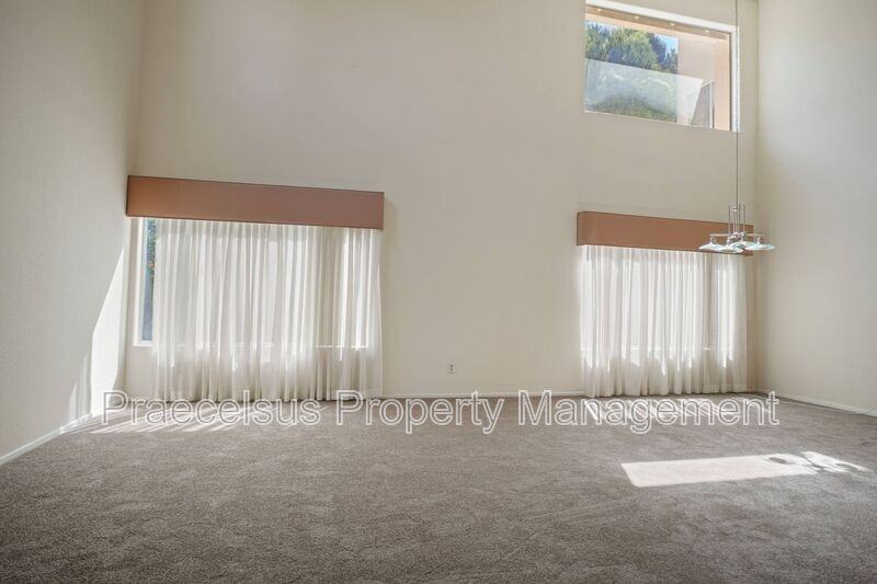 639 Port Dunbar - Photo 3 of 22