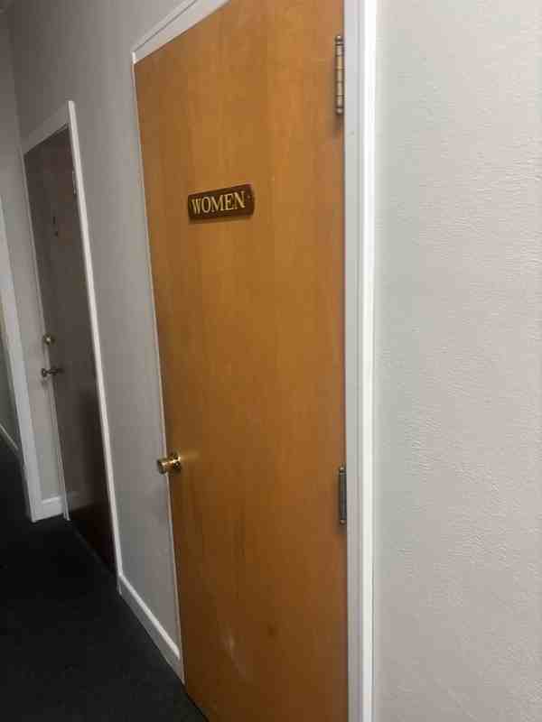 114 E 4th St - Photo 2 of 7