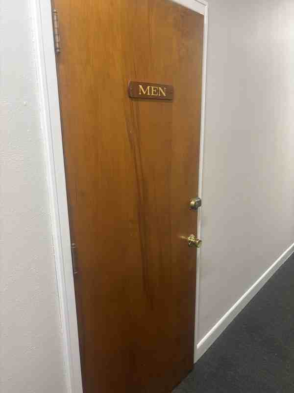 114 E 4th St - Photo 4 of 7