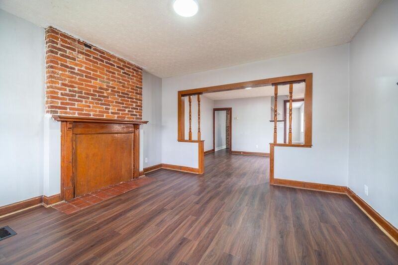 2825 Sullivant Ave - Photo 2 of 17