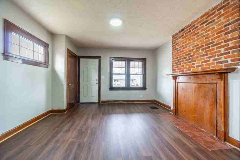 2825 Sullivant Ave - Photo 3 of 17