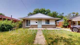 20435 Griggs St - Photo 1 of 1