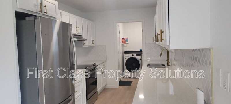 6428 S Drexel Ave - Photo 7 of 29