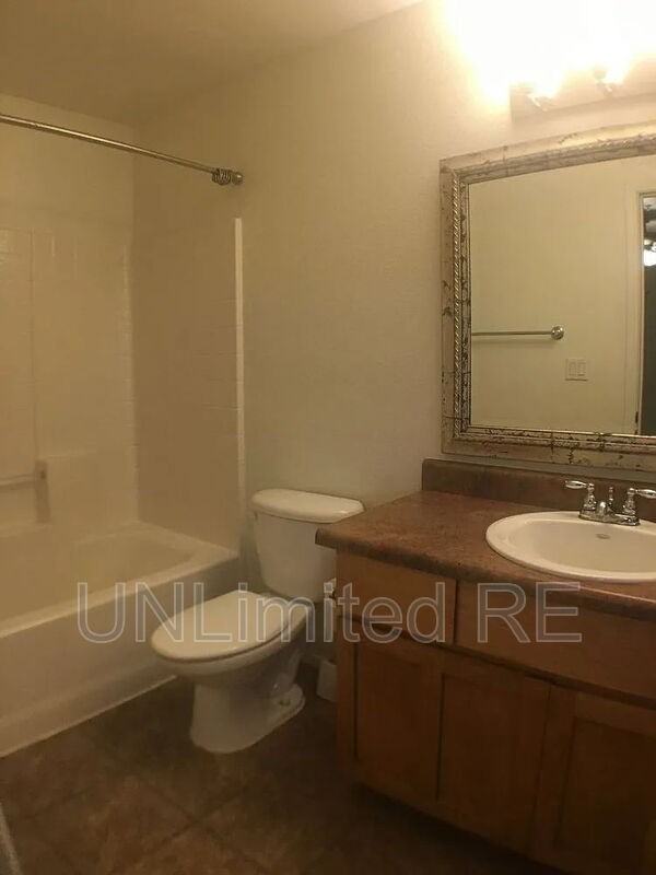 1385 W University Ave #189 - Photo 4 of 10