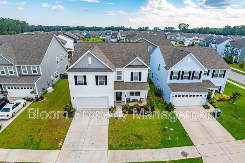 107 Goose Rd - Photo 3 of 50