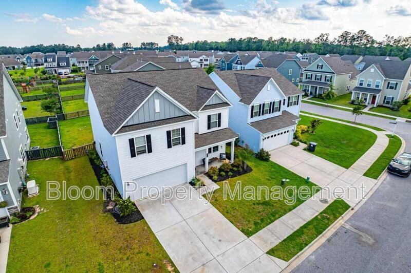 107 Goose Rd - Photo 4 of 50