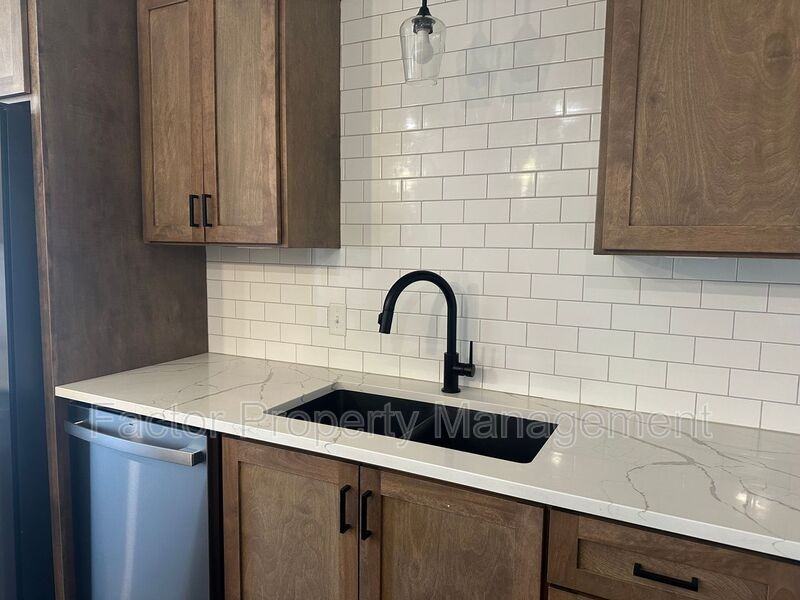 235 Belgrade Ave #302 - Photo 4 of 17