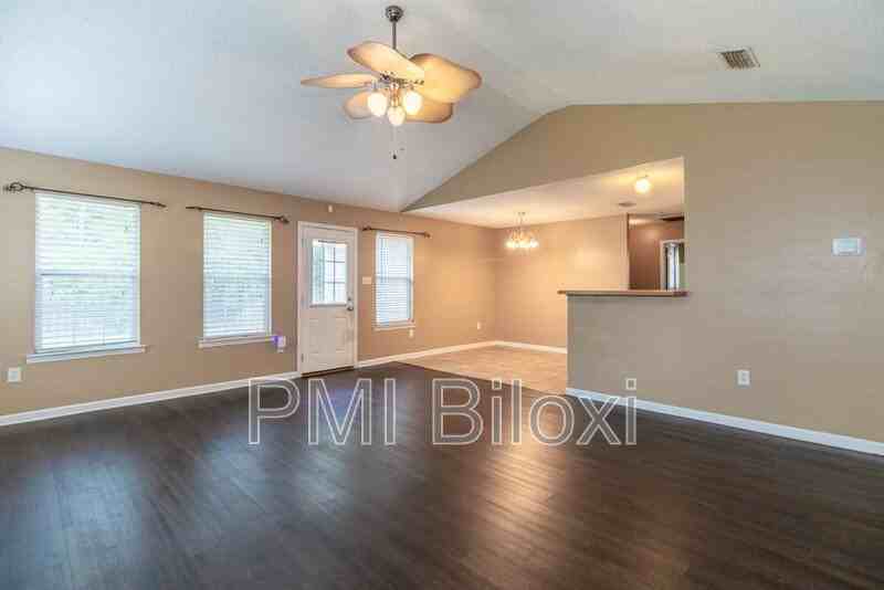 14045 Dunnbarton Dr - Photo 5 of 29