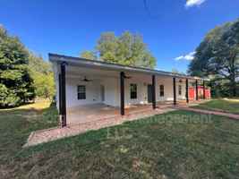 featured image of 724 Brockton Rd