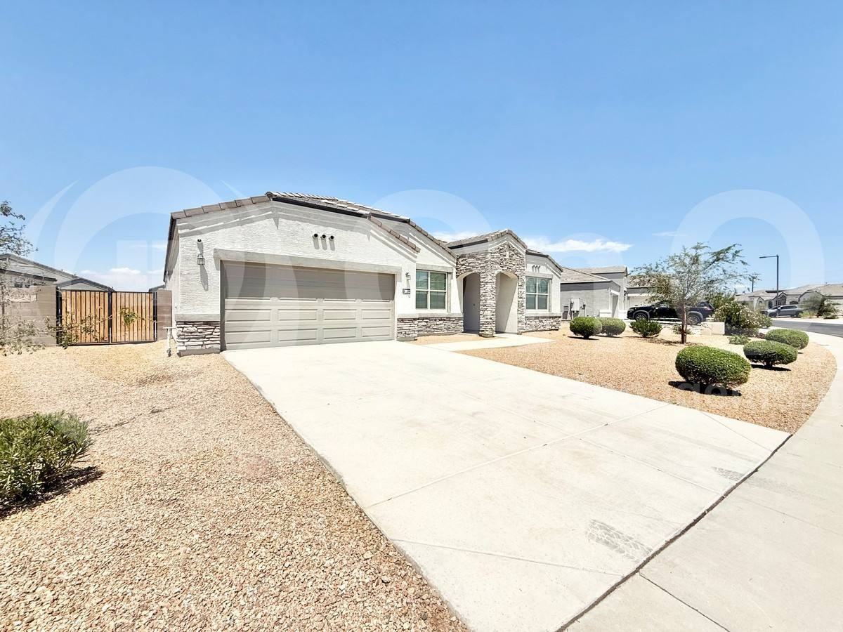 30932 W Verde Ln - Photo 2 of 10