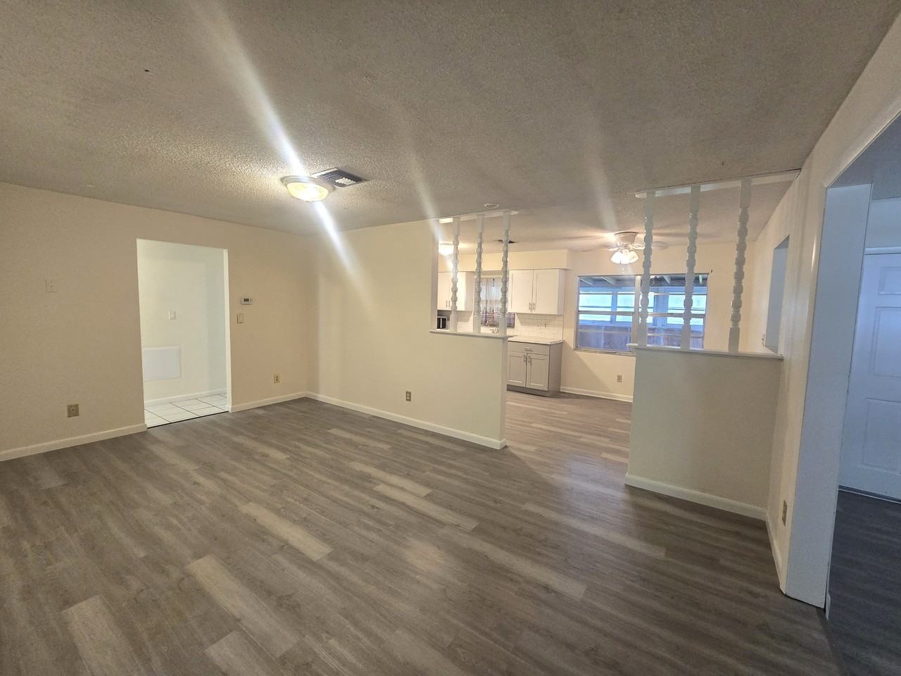 21364 Lincoln Rd - Photo 3 of 19