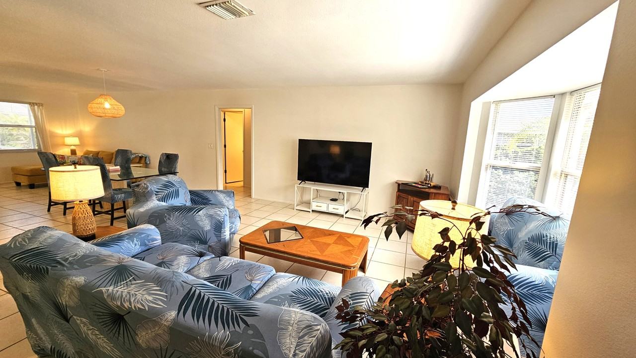 1023 Schooner Ln - Photo 6 of 32