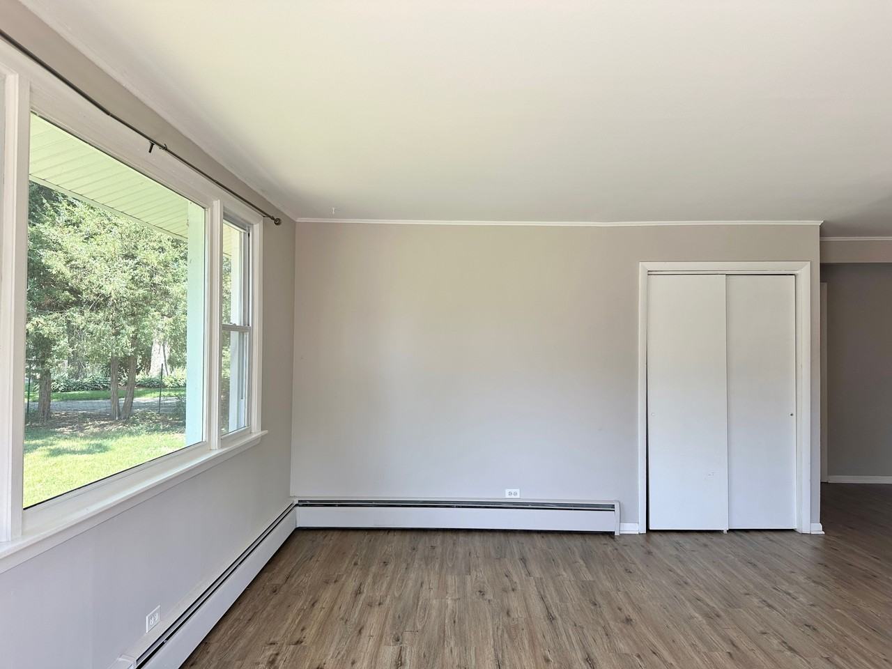 35339 N Hickory Ln - Photo 3 of 16