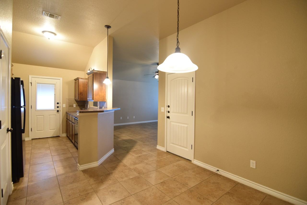 4515 Brutus Ln - Photo 6 of 19