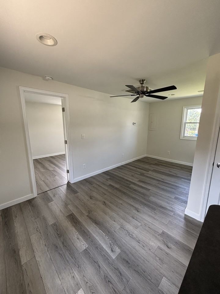 1224 Jefferson Hwy - Photo 2 of 5