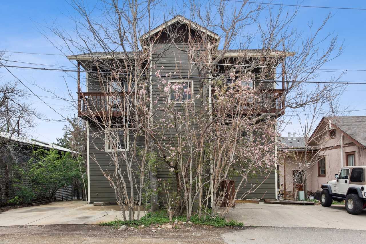 2651 9th Street - Photo 3 of 25