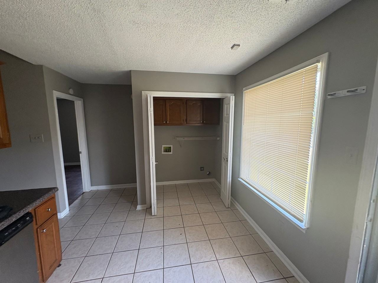 6930 Lagrange Hill Rd - Photo 6 of 15