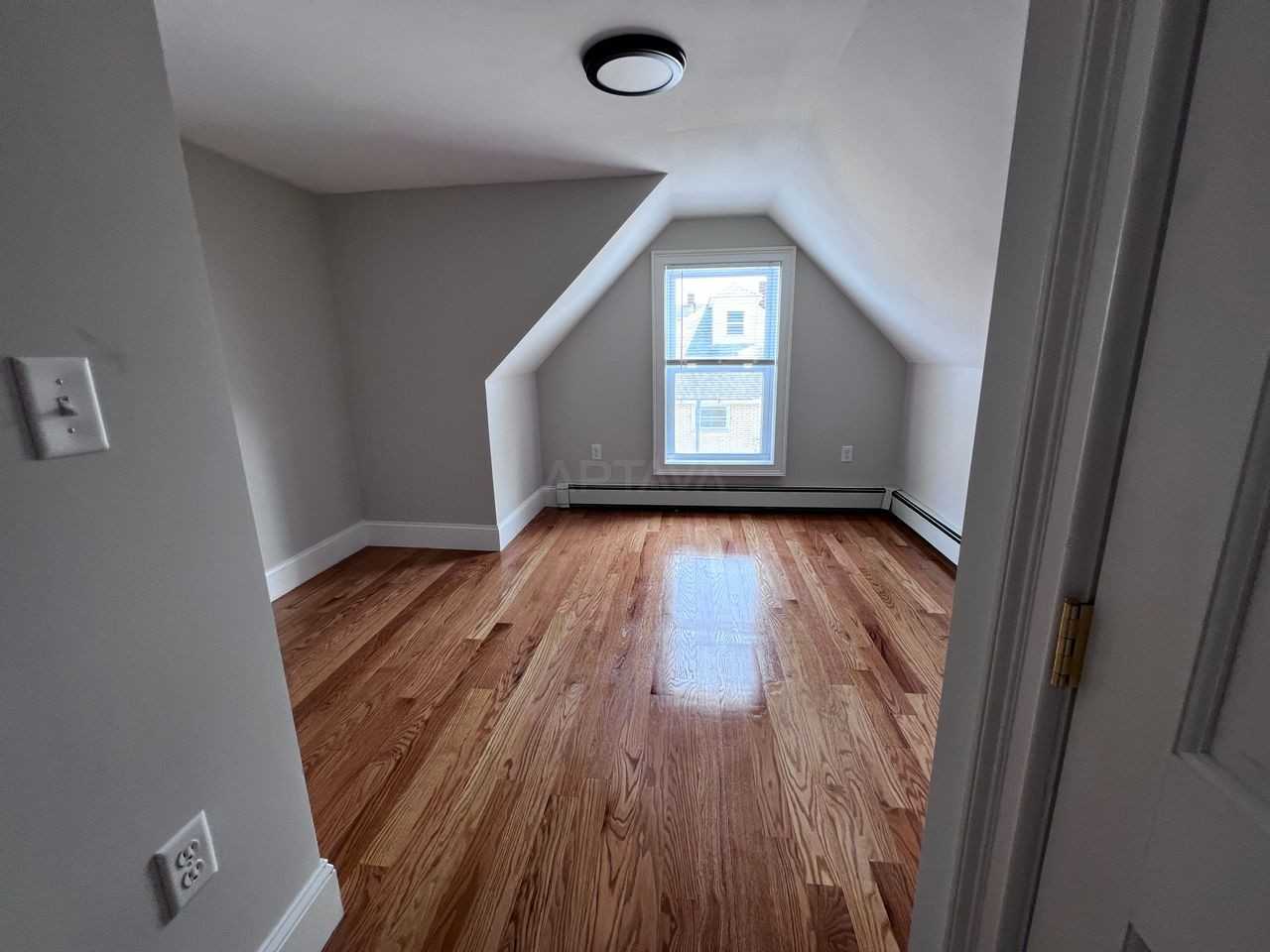 20 Newbern Ave #2 - Photo 7 of 9