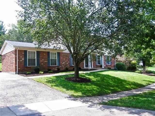 1019 Parkwatch Dr #NA - Photo 3 of 33