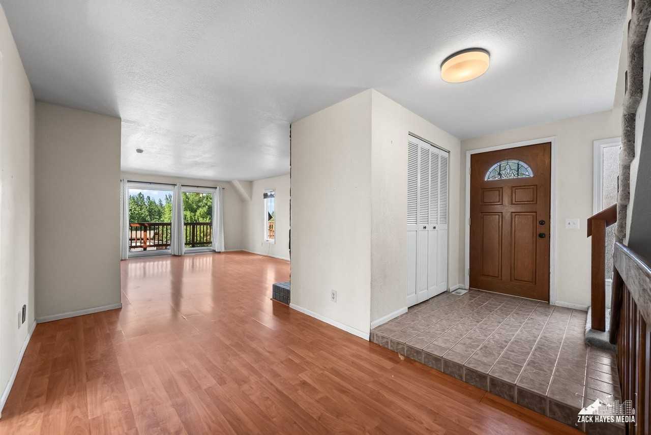 6010 Staedem Dr - Photo 7 of 50