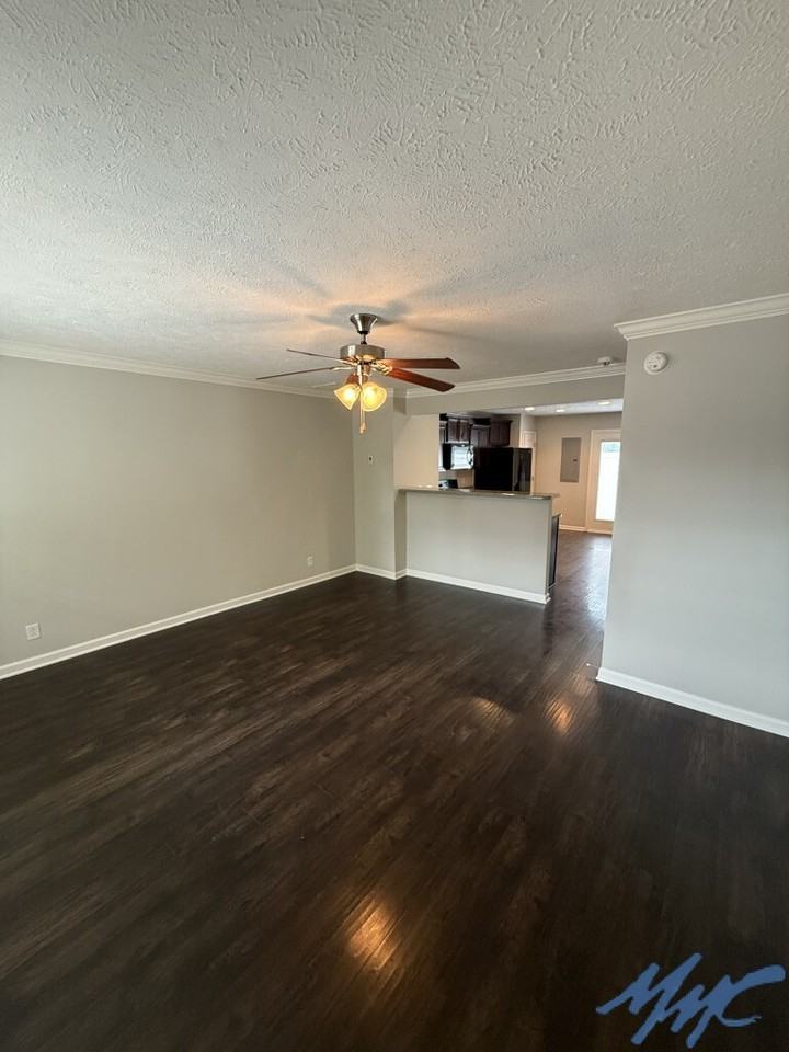 1513 Orange Ct - Photo 2 of 28